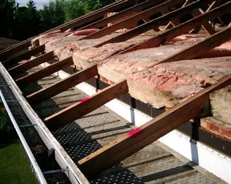 Brown Bros Roofing crew at work on a local home